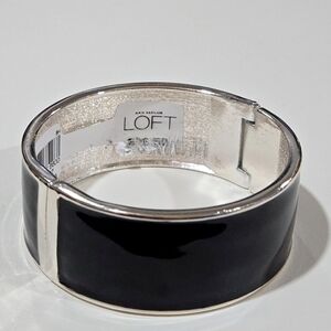 LOFT Ann Taylor Black Enamel Hinged Cuff Bracelet Magnetic Closure NWT